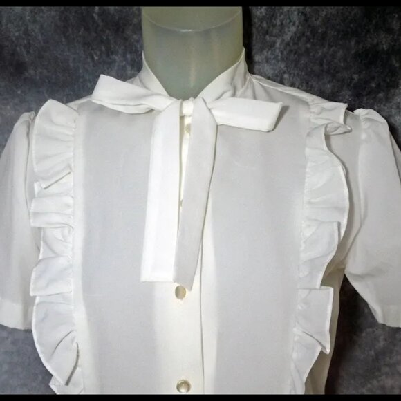 Vintage White Blouse with Neck Bow, Short Sleeves Early 60s Unused NWOT - Picture 5 of 13
